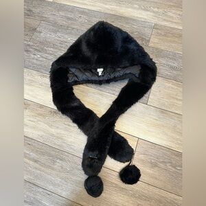 Black Faux Fur Winter Pom Pom Hat